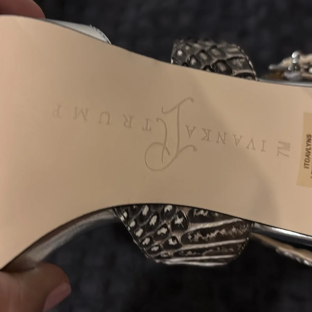 Ivanka Trump Heel Sandals - Picture 4 of 7